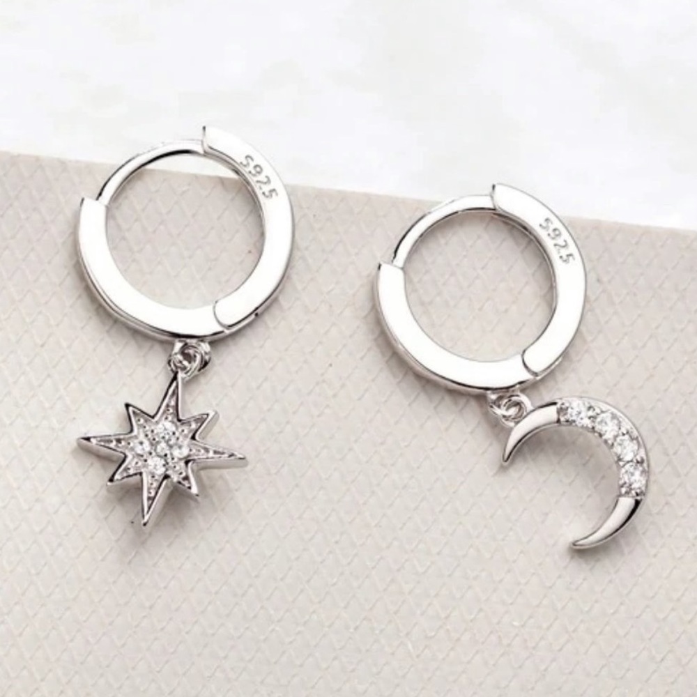 NEW 925 STERLING SILVER DIAMOND MOON STAR HOOPS, NICE EARRINGS, CUTE EARRINGS - Picture 3 of 6